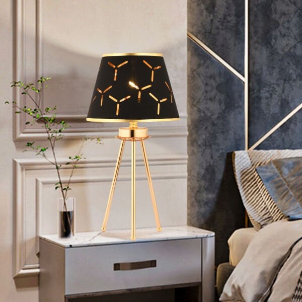 Epona Siyah Desenli Şapkalı Gold Modern Dekoratif Salon Abajur