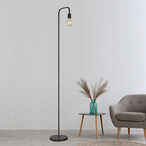 Klara Siyah Modern Tasarım Retro Dekoratif Metal Lambader