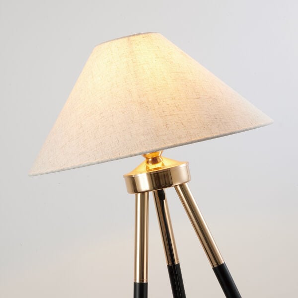 Cosby Siyah-Gold Kaplamalı Tripod Metal 3 Ayaklı Lambader