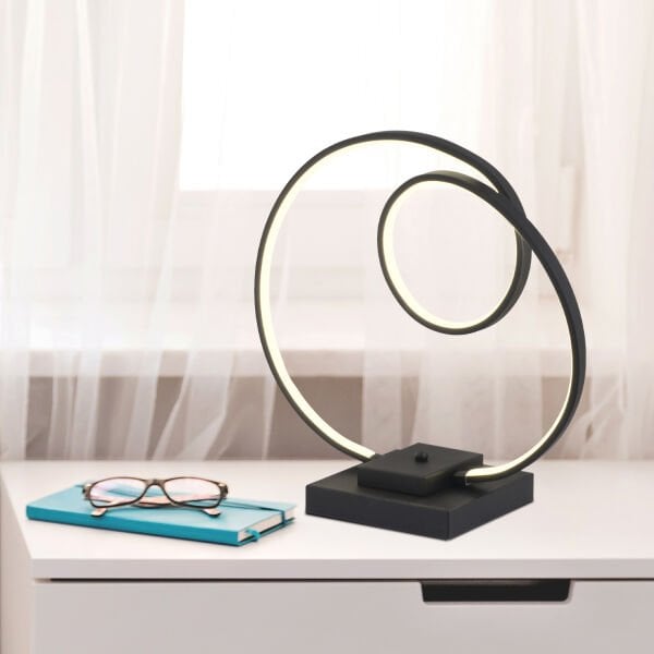 Estel Siyah Kare Ayak Ledli Modern Oturma Odası Salon Abajur