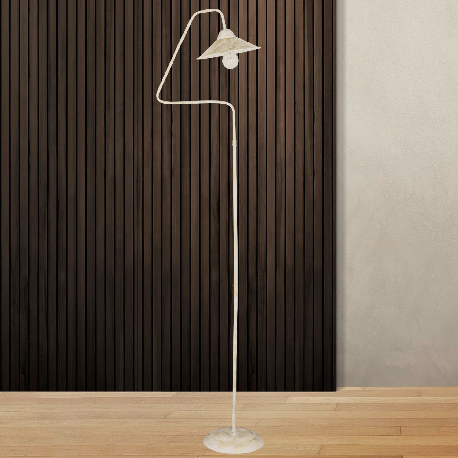 Helga Beyaz Patinalı Dekoratif Tasarım Retro Modern Metal Lambader